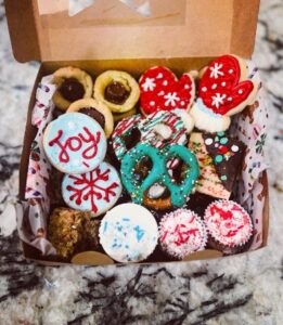 Christmas Cookie Box by The Patient Piper